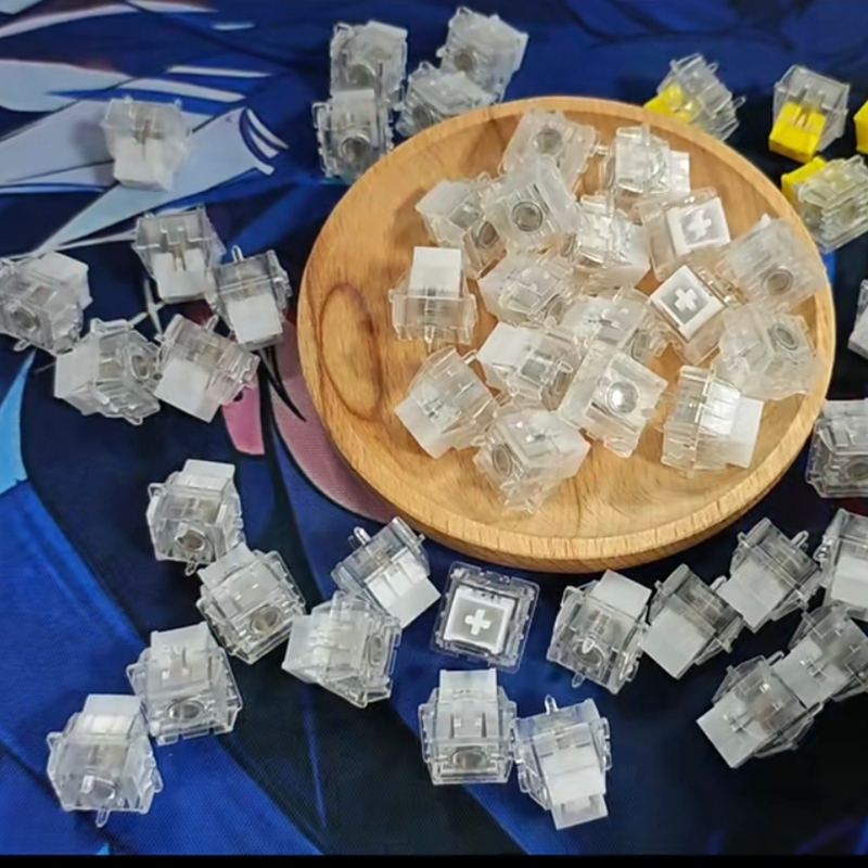 HUANO Glass Jade Magnetic Swit - Gaming Accessories Europe 评论和价格